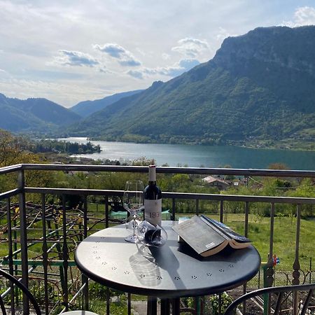 Casa Carla, Bis 4 Personen, Garten, Balkon Mit Blick Auf Den See Und Die Berge كْروني المظهر الخارجي الصورة