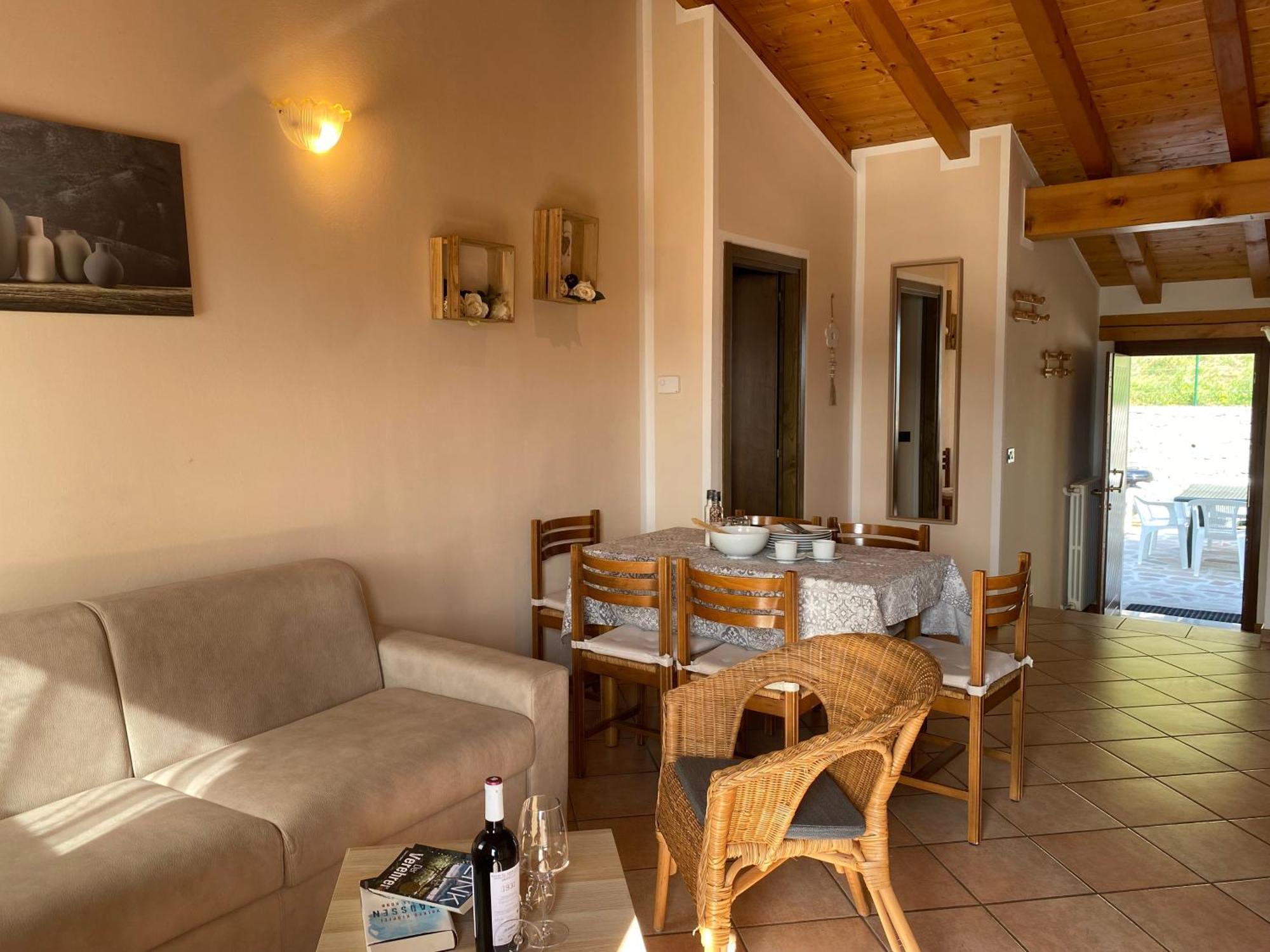 Casa Carla, Bis 4 Personen, Garten, Balkon Mit Blick Auf Den See Und Die Berge كْروني المظهر الخارجي الصورة