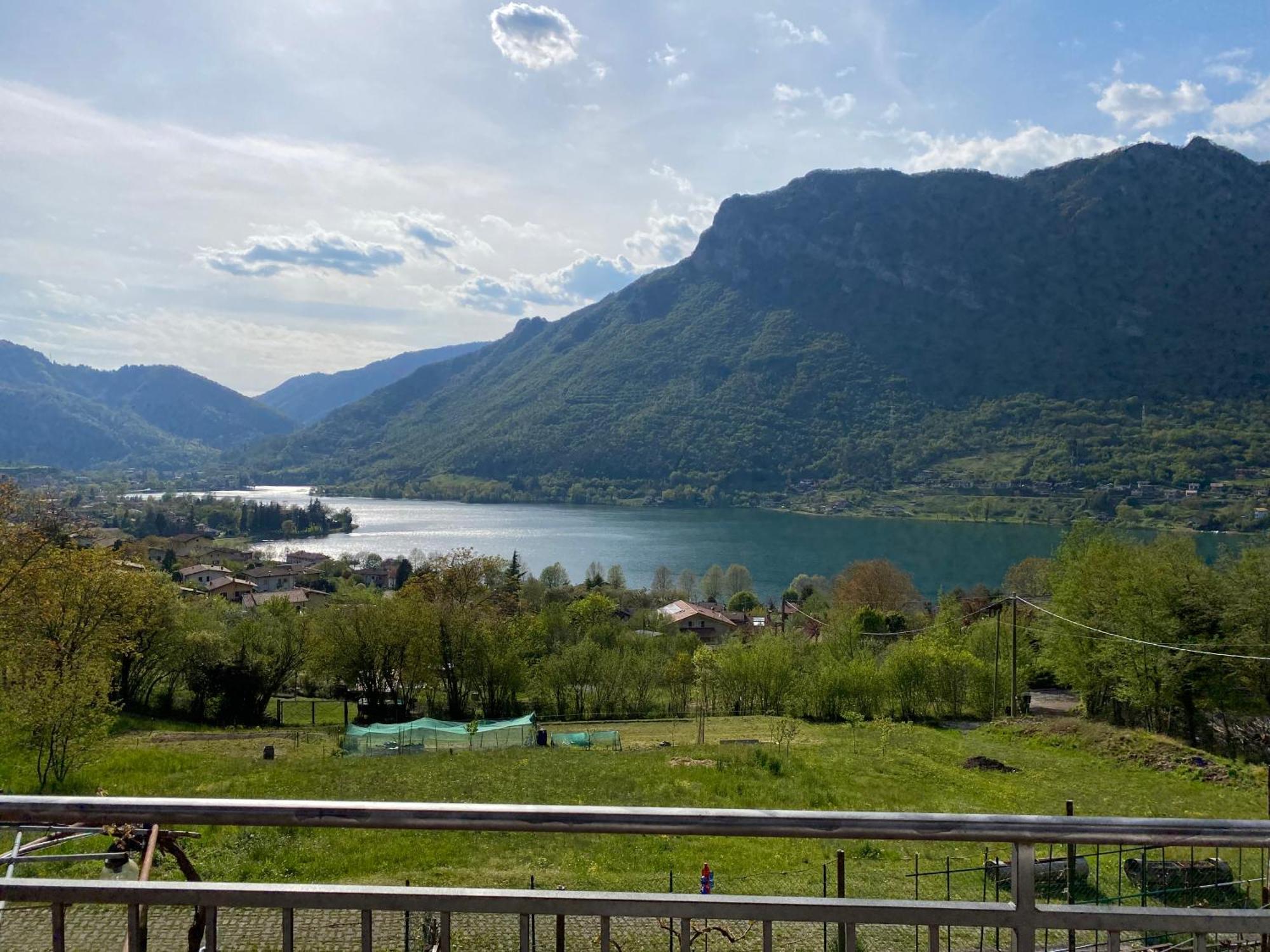 Casa Carla, Bis 4 Personen, Garten, Balkon Mit Blick Auf Den See Und Die Berge كْروني المظهر الخارجي الصورة
