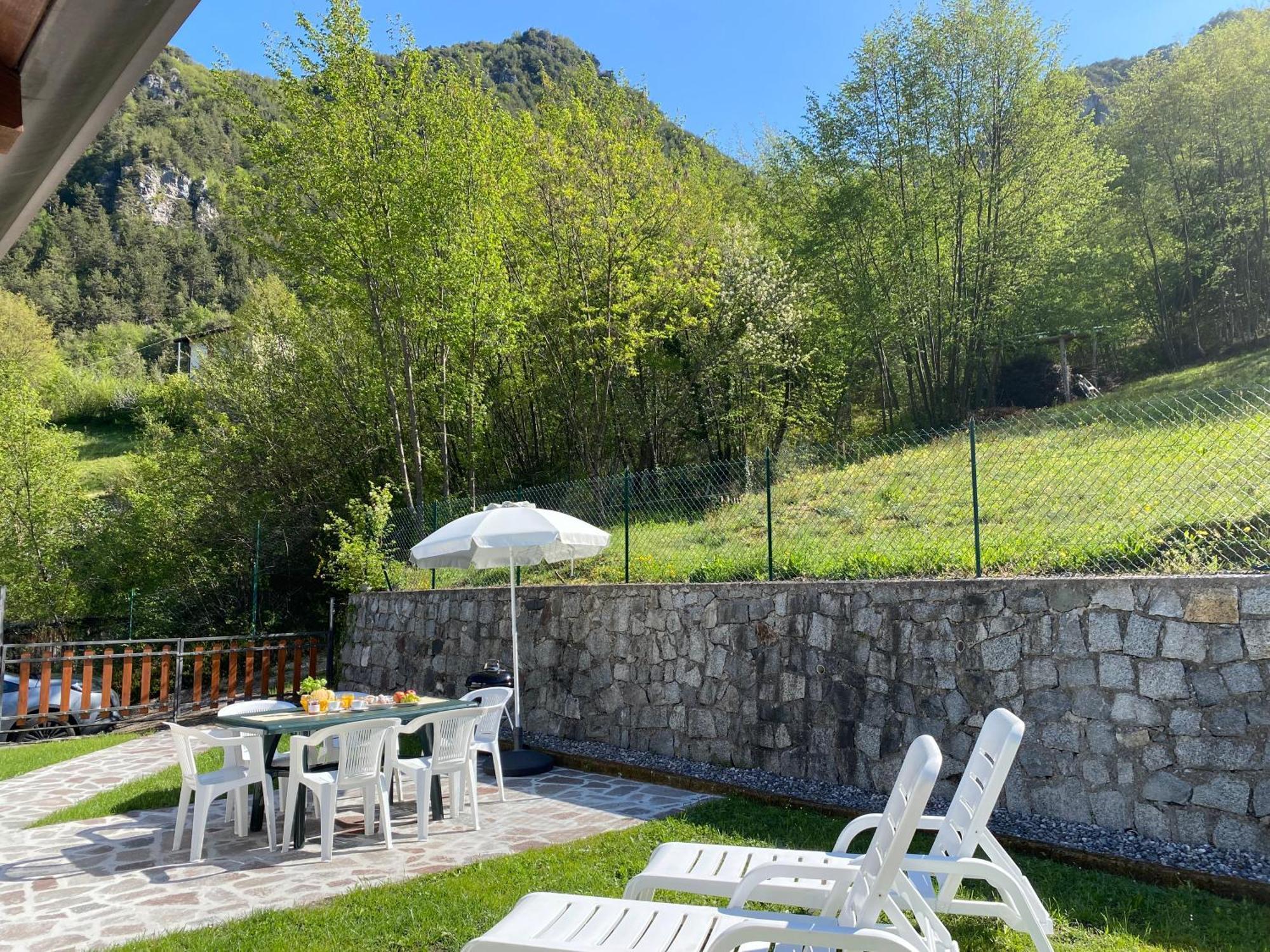 Casa Carla, Bis 4 Personen, Garten, Balkon Mit Blick Auf Den See Und Die Berge كْروني المظهر الخارجي الصورة